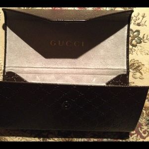 GUCCI leather logo foldable eye glass case in brown